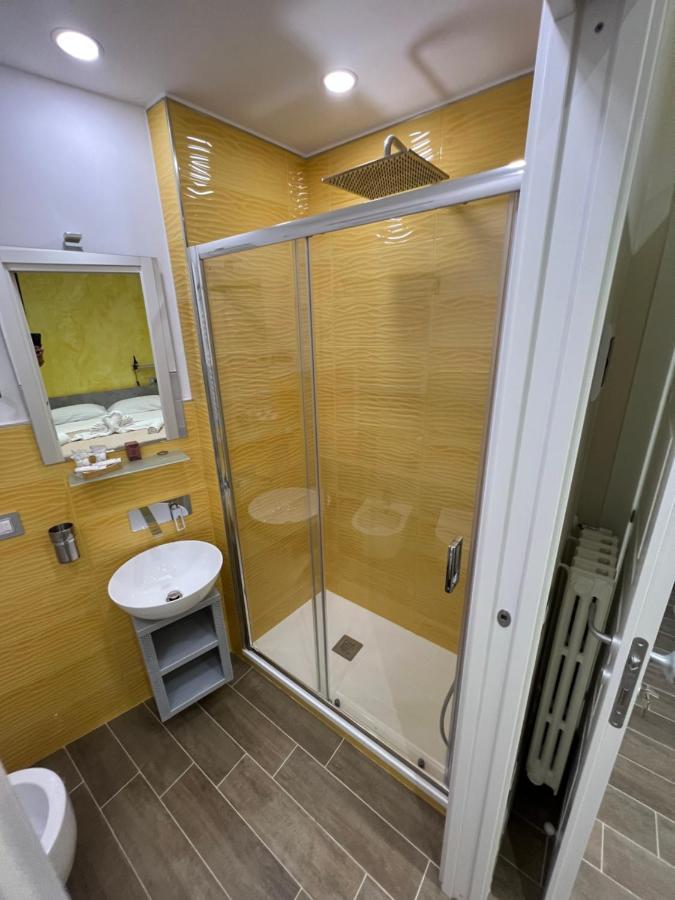 Guest house Metropolis Stazione Naples